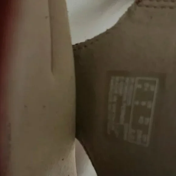 Clarks Collection Women's Shoe Sz 9 W(US Women's) Leather Wedge Red Giselle Cove - Picture 5 of 5